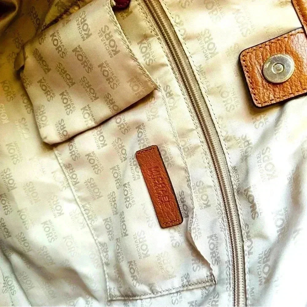 Micheal Kors Large Leather Tote